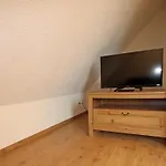 Doppelhaushaelfte,