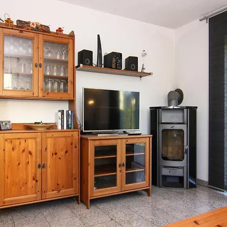 Doppelhaushaelfte In Σπίτι διακοπών Zingst